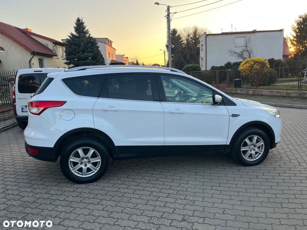 Ford Kuga 2.0 TDCi 4x2 Trend - 16