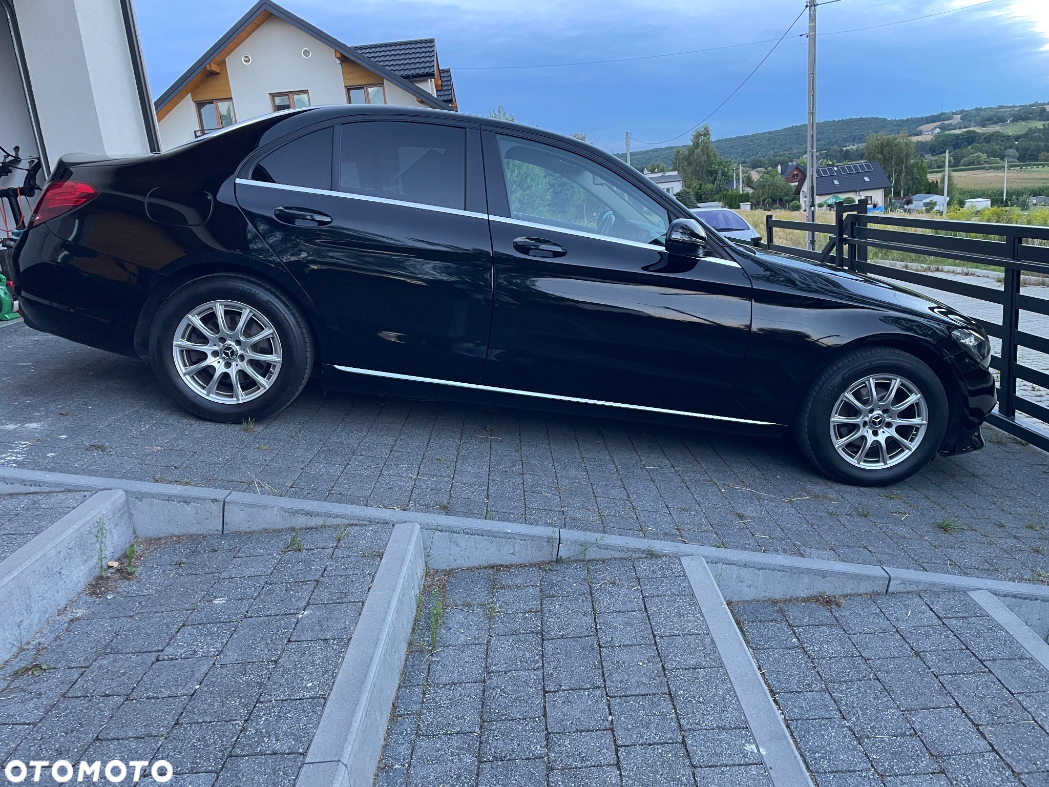 Mercedes-Benz Klasa C 200 d - 37