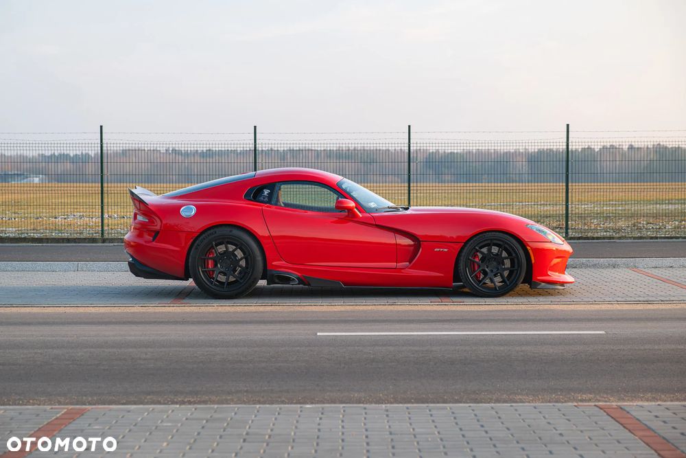 Dodge Viper - 6