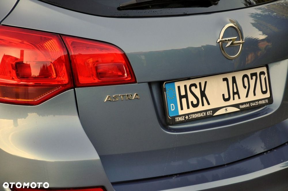Opel Astra - 16