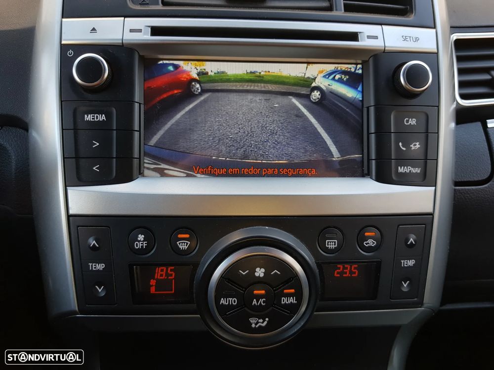 Toyota Verso 2.0 D-4D Exclusive+NAVI - 8