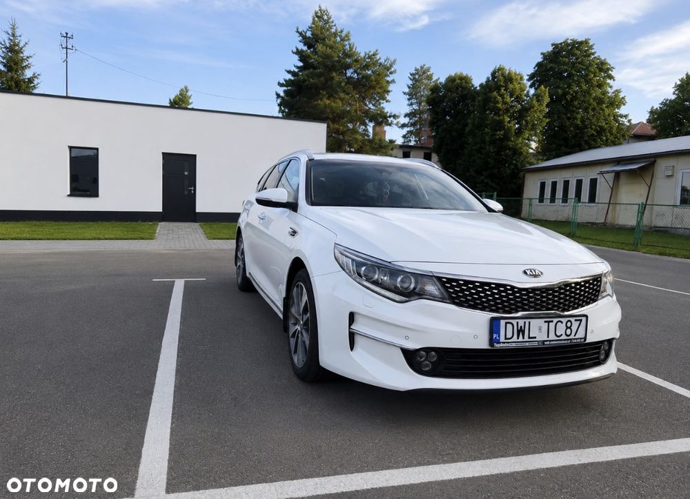Kia Optima 1.7 CRDI L DCT - 1