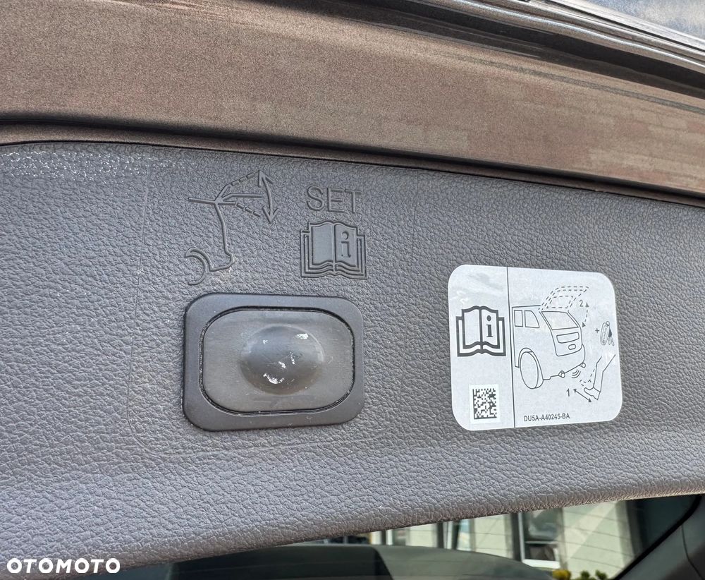 Ford Kuga 1.5 TDCi 2x4 ST-Line - 30