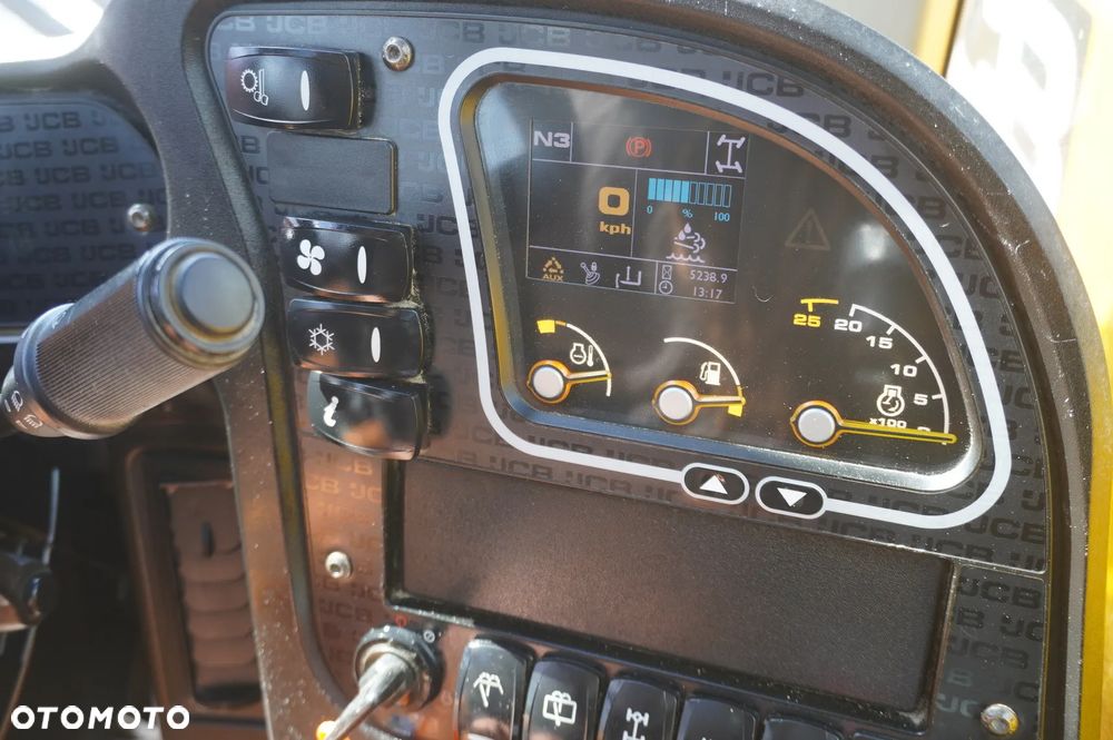 JCB 526-56 Agri Plus / 5,6 m wysięg / joystick - 11