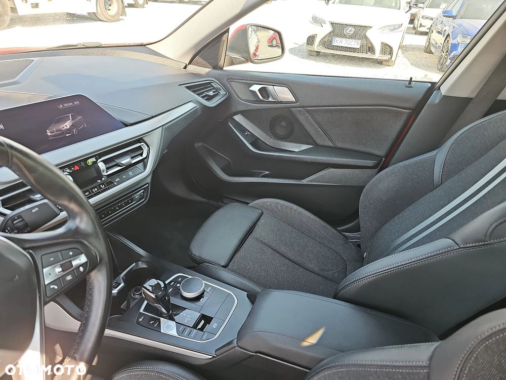 BMW Seria 2 218i - 16