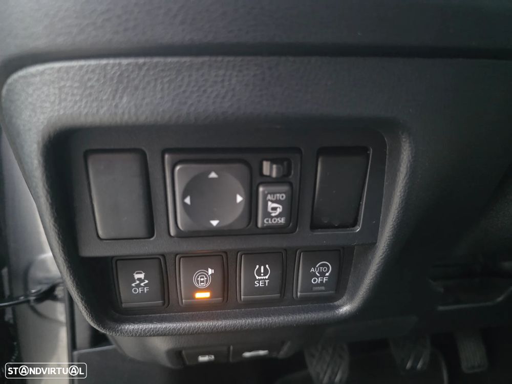 Nissan Juke 1.5 dCi N-Connecta P.Ext.1 Black Tokyo - 57