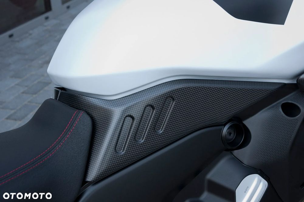 Ducati Diavel - 30
