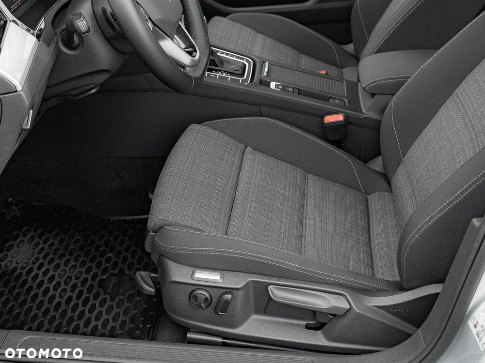 Volkswagen Passat 1.5 TSI EVO Business DSG - 14
