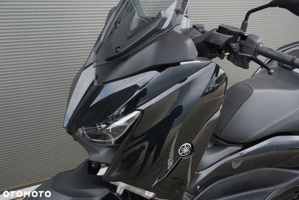 Yamaha X-max - 16