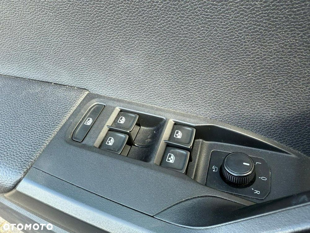 Seat Arona - 15