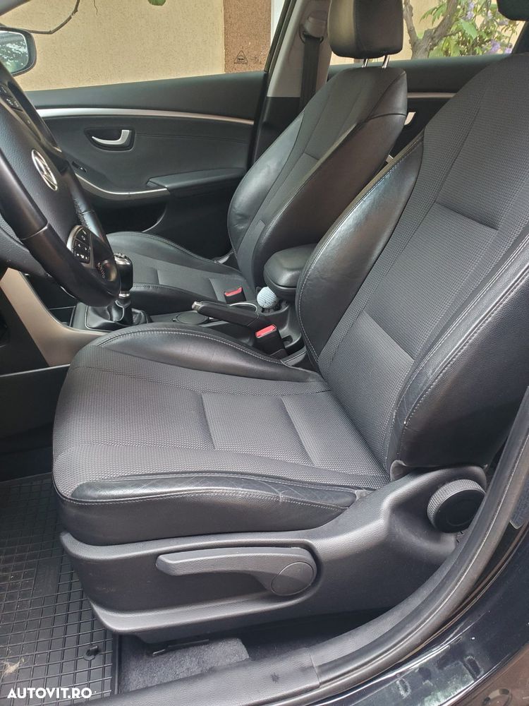 Hyundai i30 1.6 GDI Exclusive Special Edition - 10