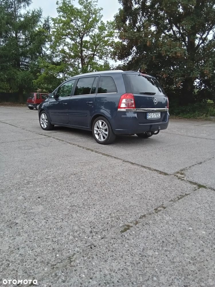 Opel Zafira 1.9 CDTI Cosmo - 5