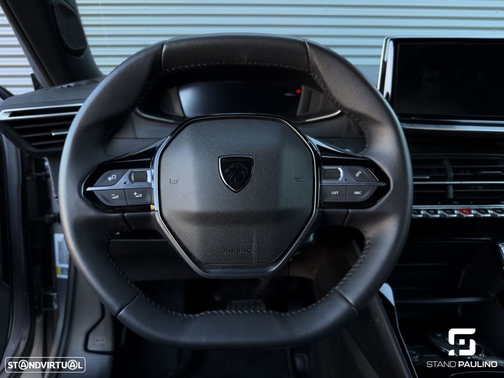 Peugeot e-2008 54 kWh Allure - 22