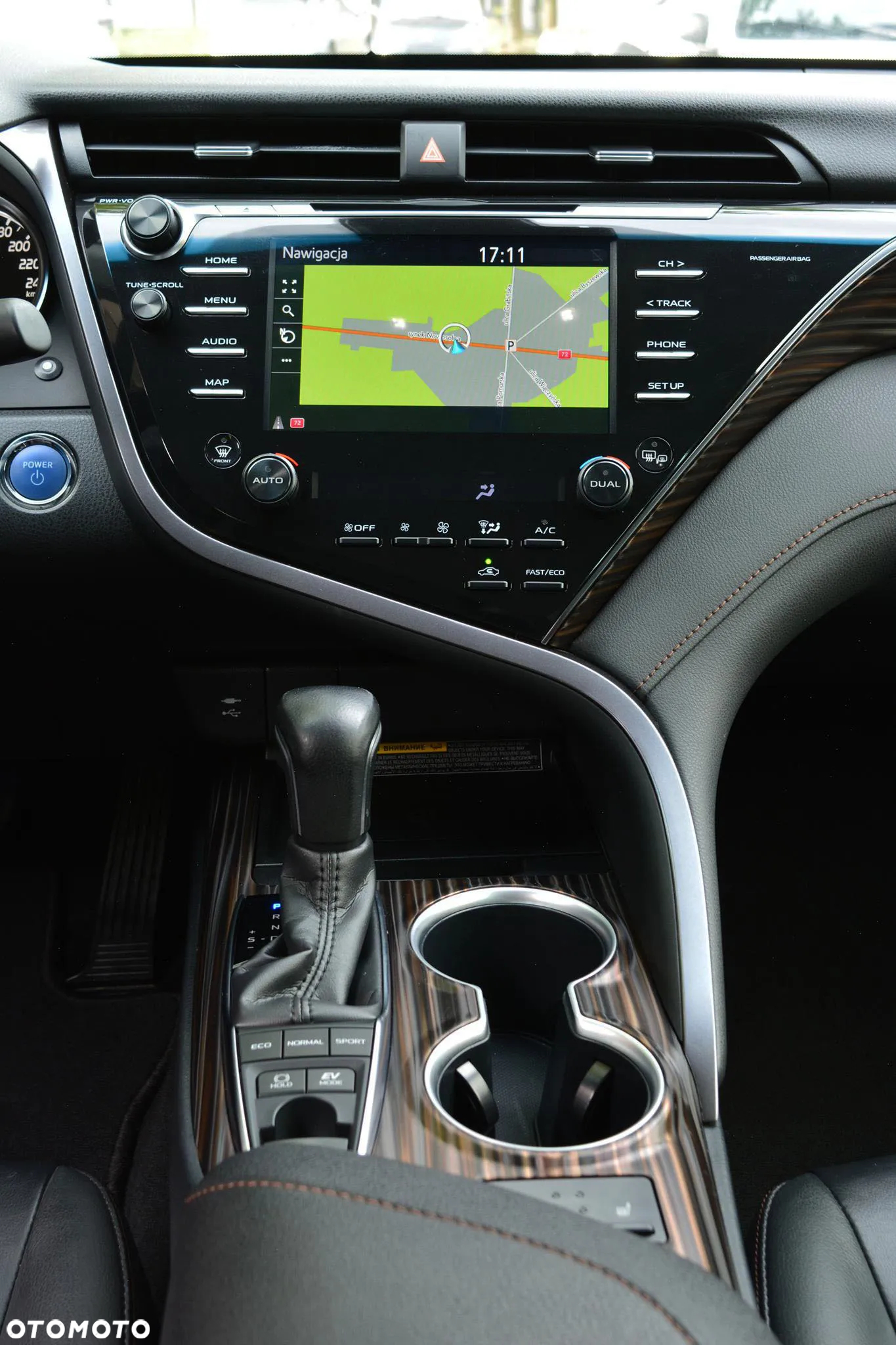 Toyota Camry 2.5 Hybrid Executive CVT - 15