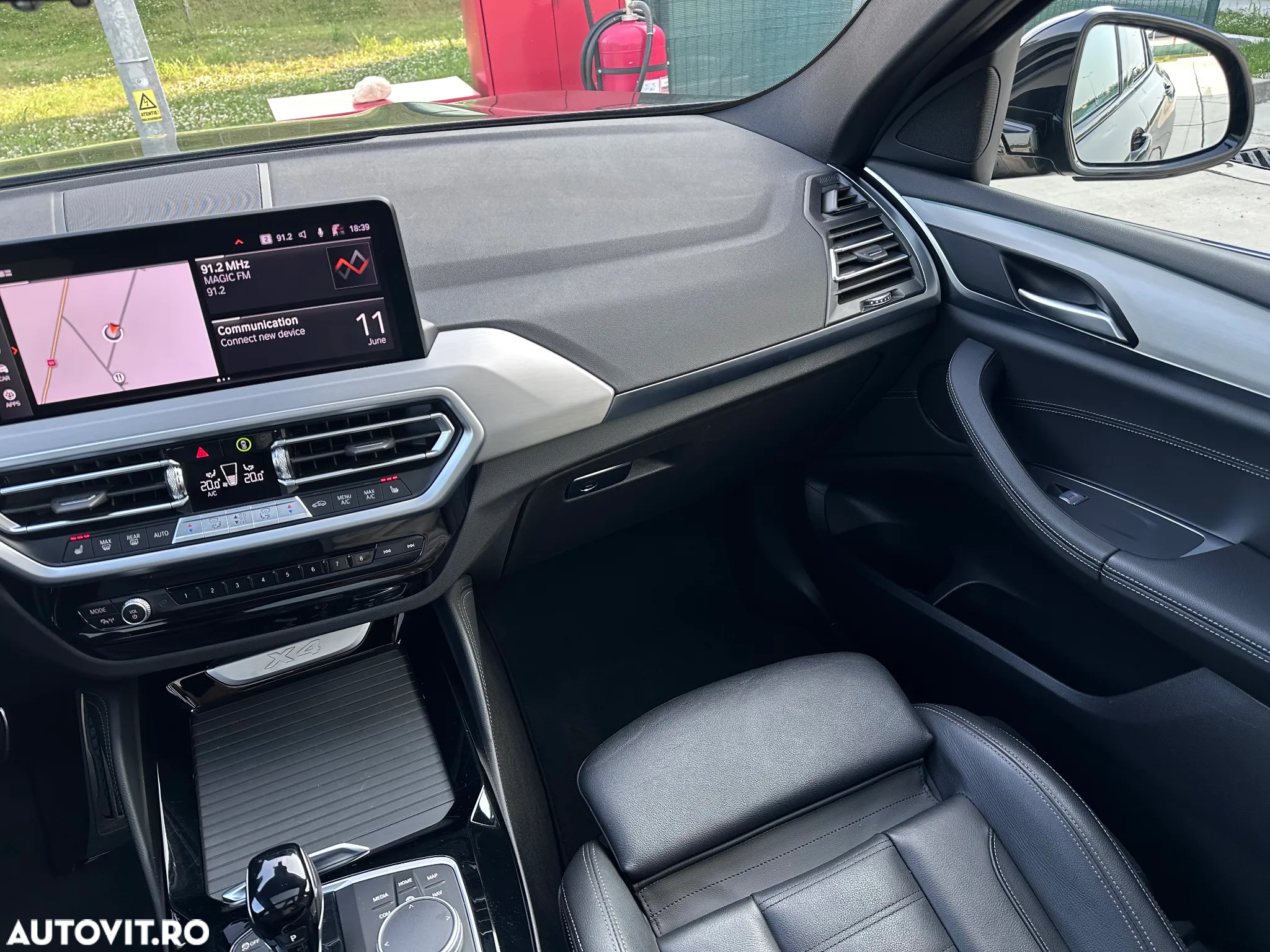 BMW X4 xDrive20i AT M Sport - 12