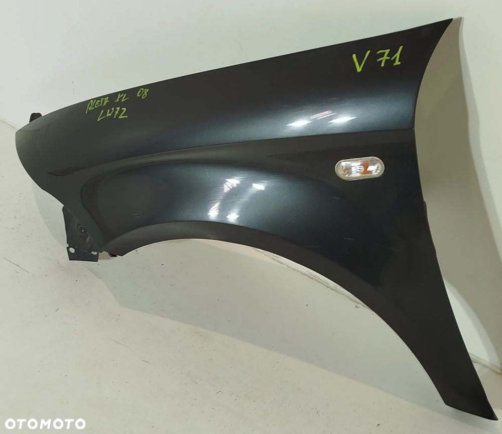 błotnik lewy przedni SEAT ALTEA XL III 04-15 LW7Z - 2