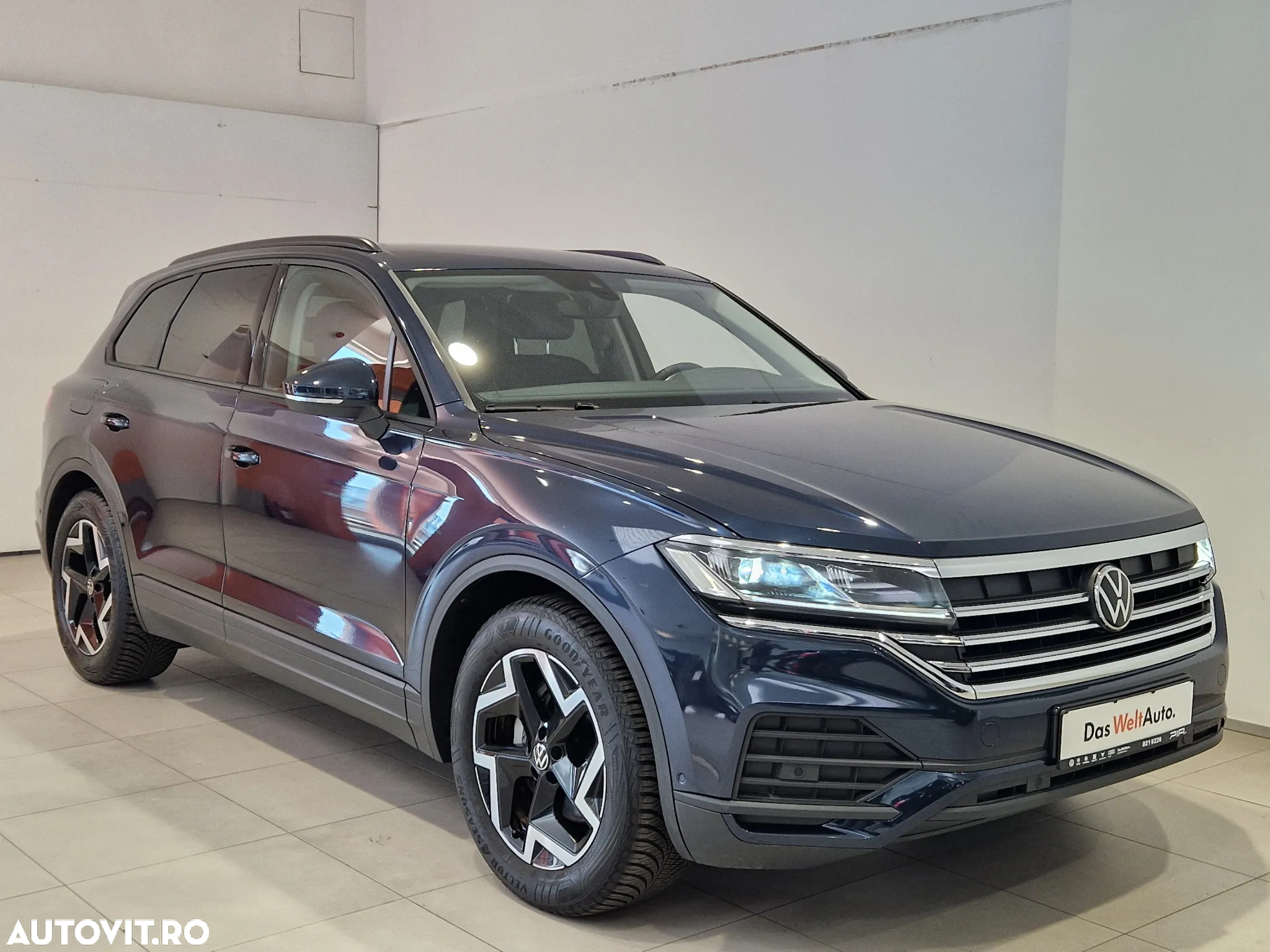 Volkswagen Touareg - 5