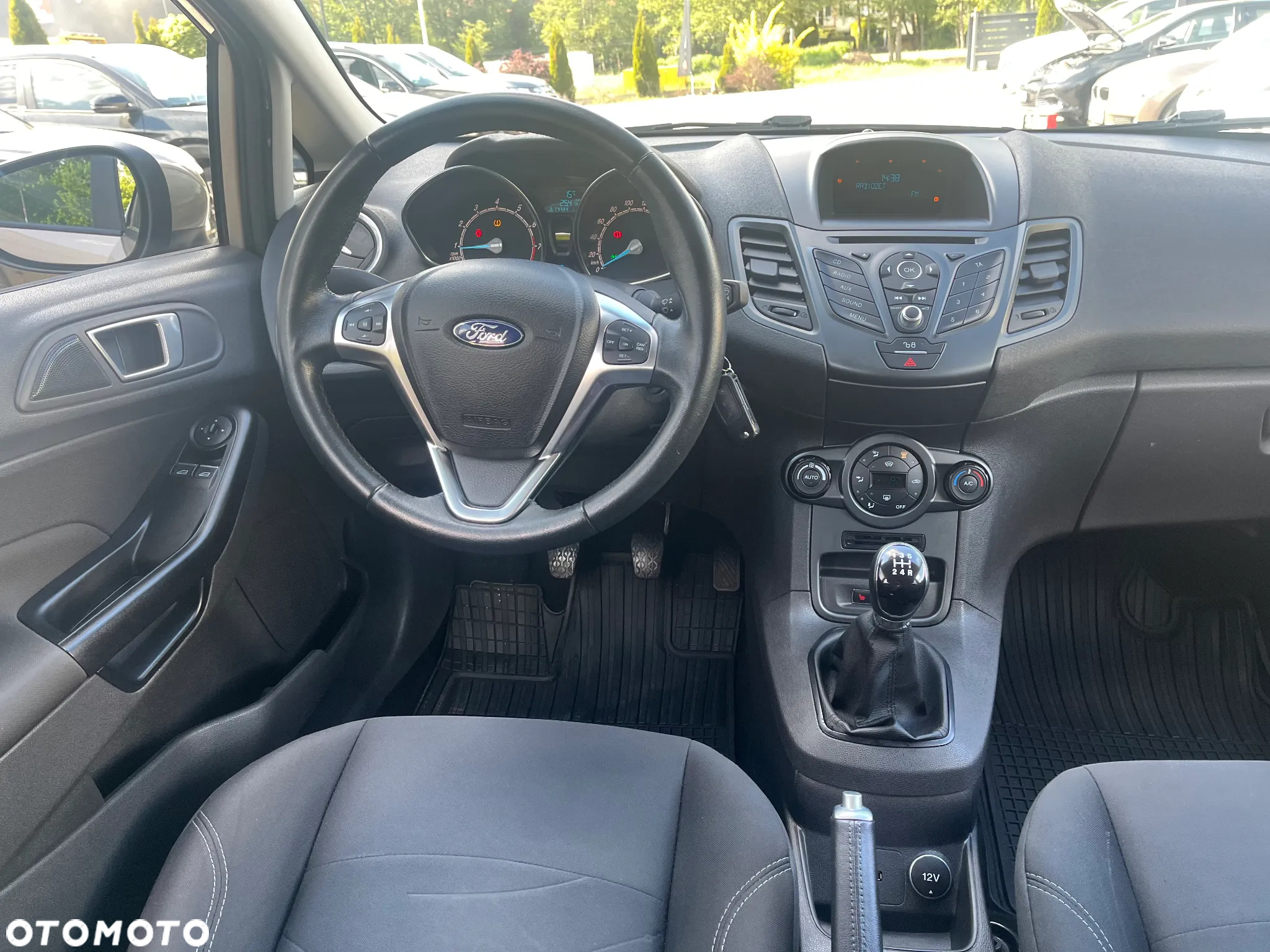 Ford Fiesta 1.4 Titanium - 19