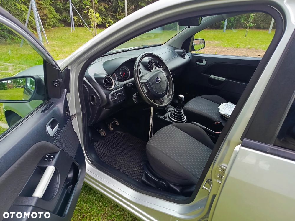 Ford Fiesta 1.4 Connection - 18