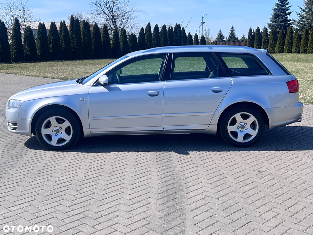 Audi A4 Avant - 10