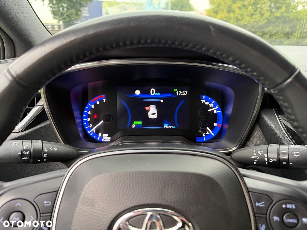 Toyota Corolla 1.8 Hybrid Selection - 23