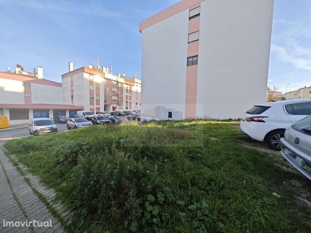 Terreno urbano para construção na Quinta do Mirante - Grande imagem: 2/3