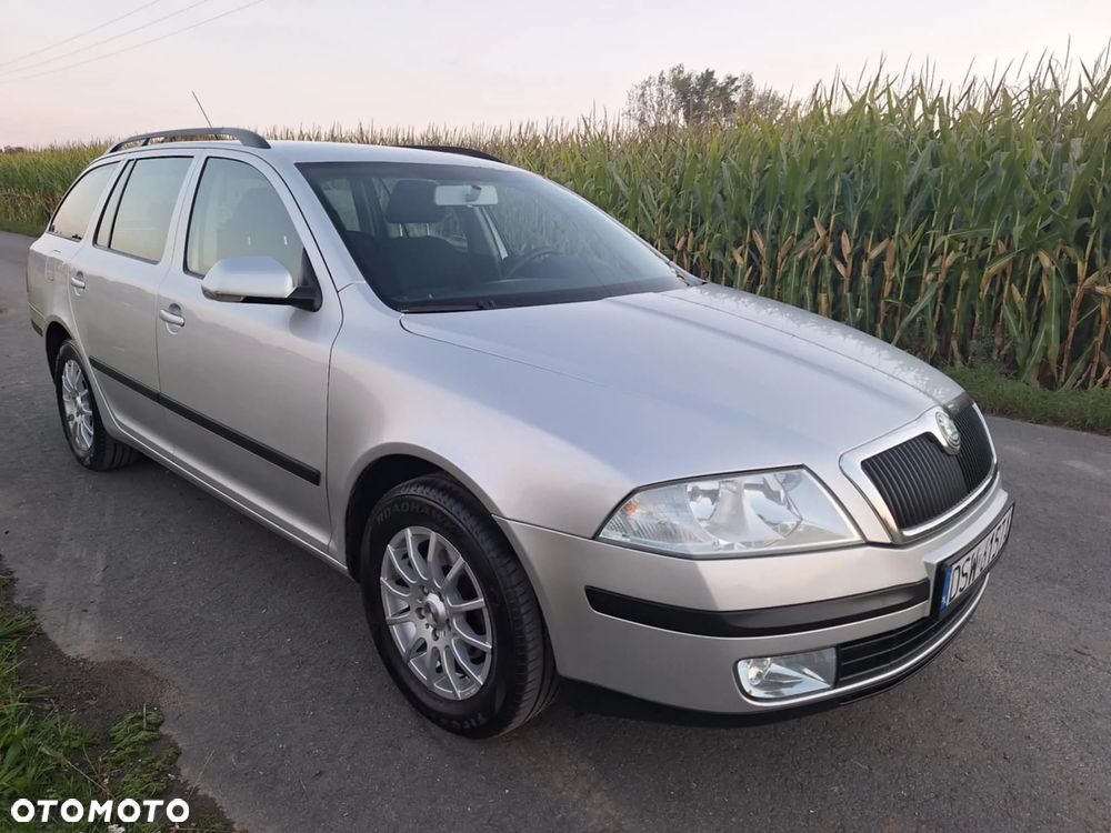 Skoda Octavia 1.6 Elegance - 9