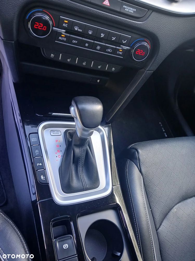 Kia XCeed - 32