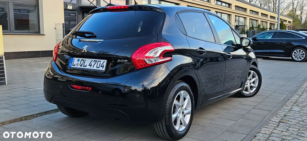 Peugeot 208 82 VTI Style - 21