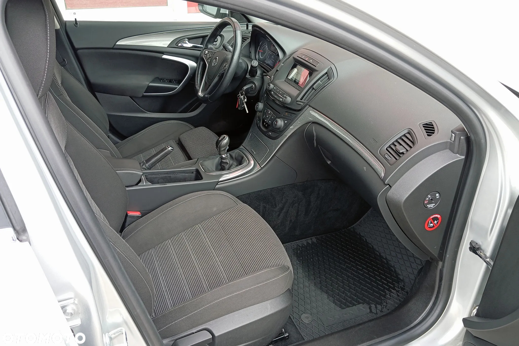 Opel Insignia - 35