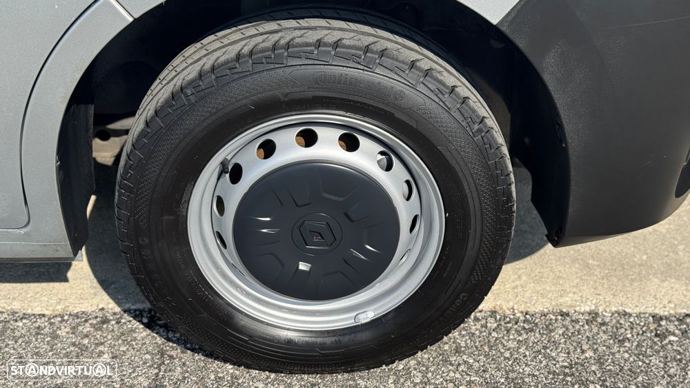 Renault Master 2.3 dCi L2 H2 Cx Automática - 23