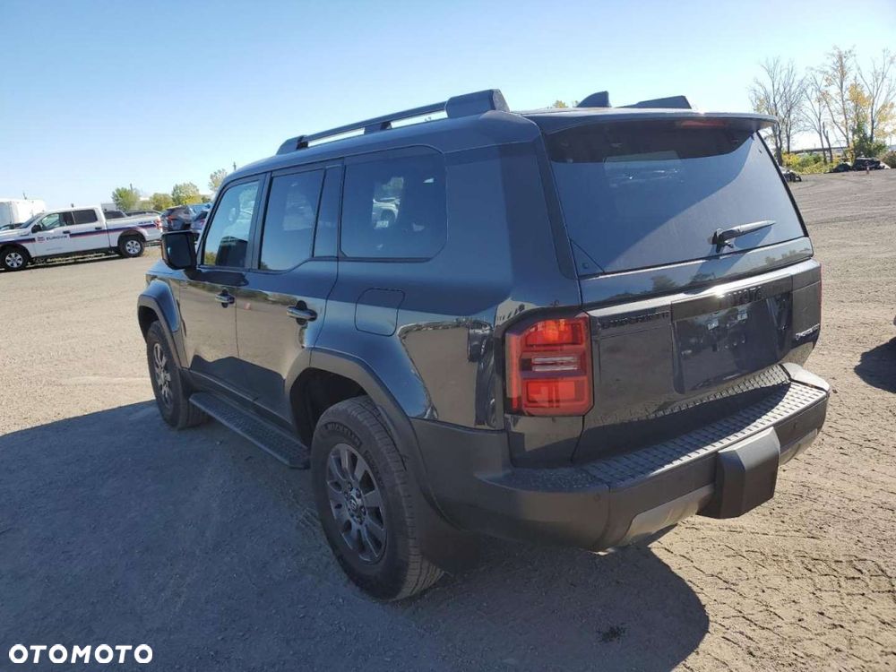 Toyota Land Cruiser - 2