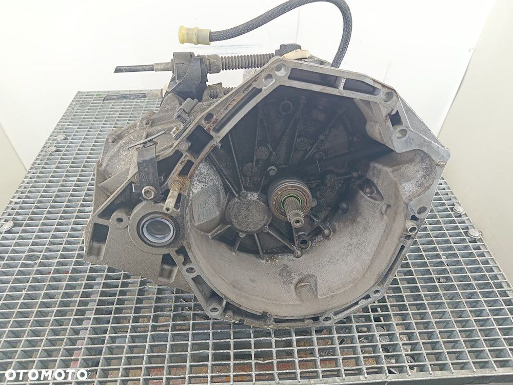 SKRZYNIA BIEGÓW MANUALNA 6 RENAULT MEGANE III TL4A030 1.6 16V - 1