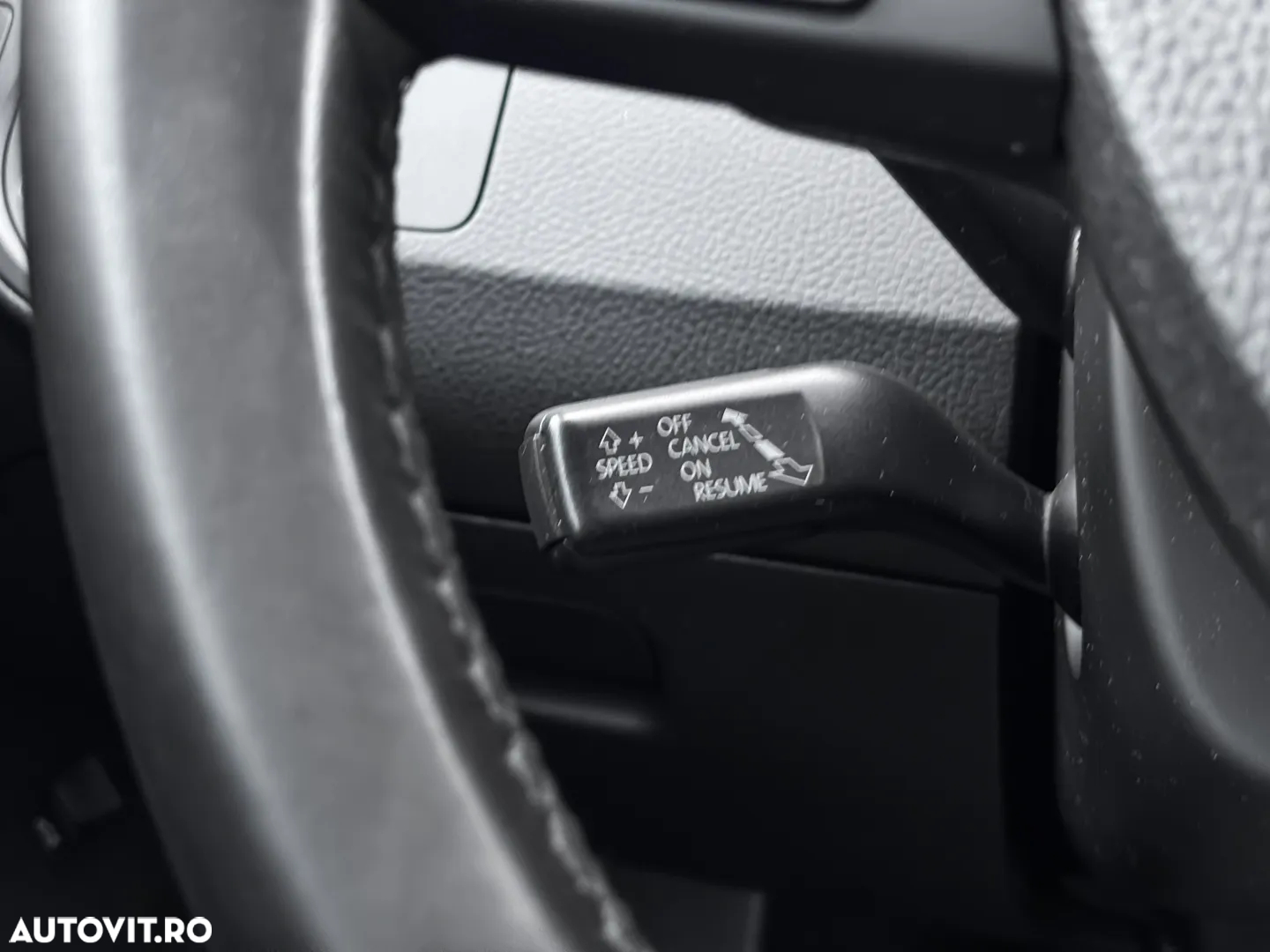 Volkswagen Passat - 15