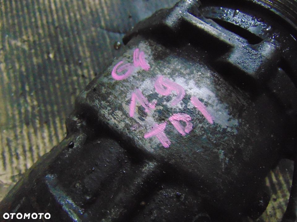 Spręzarka klimatyzacji Golf 4 1,9 TDI - 1