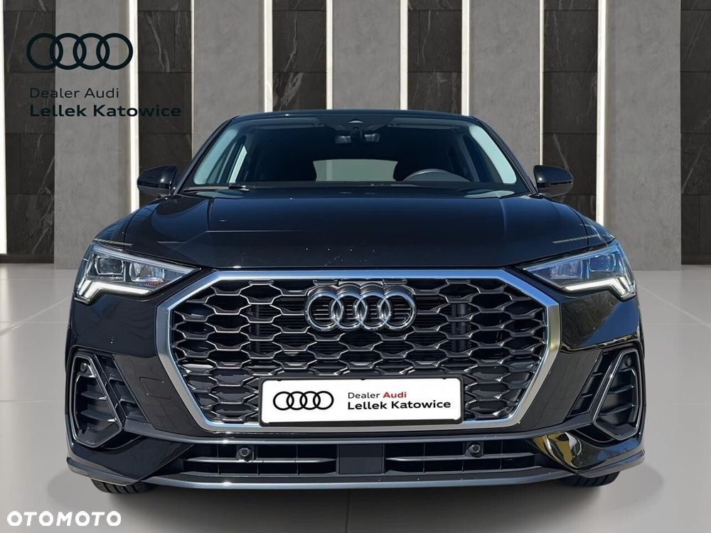 Audi Q3 Sportback - 4