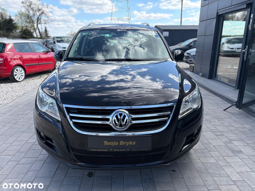 Volkswagen Tiguan - 2