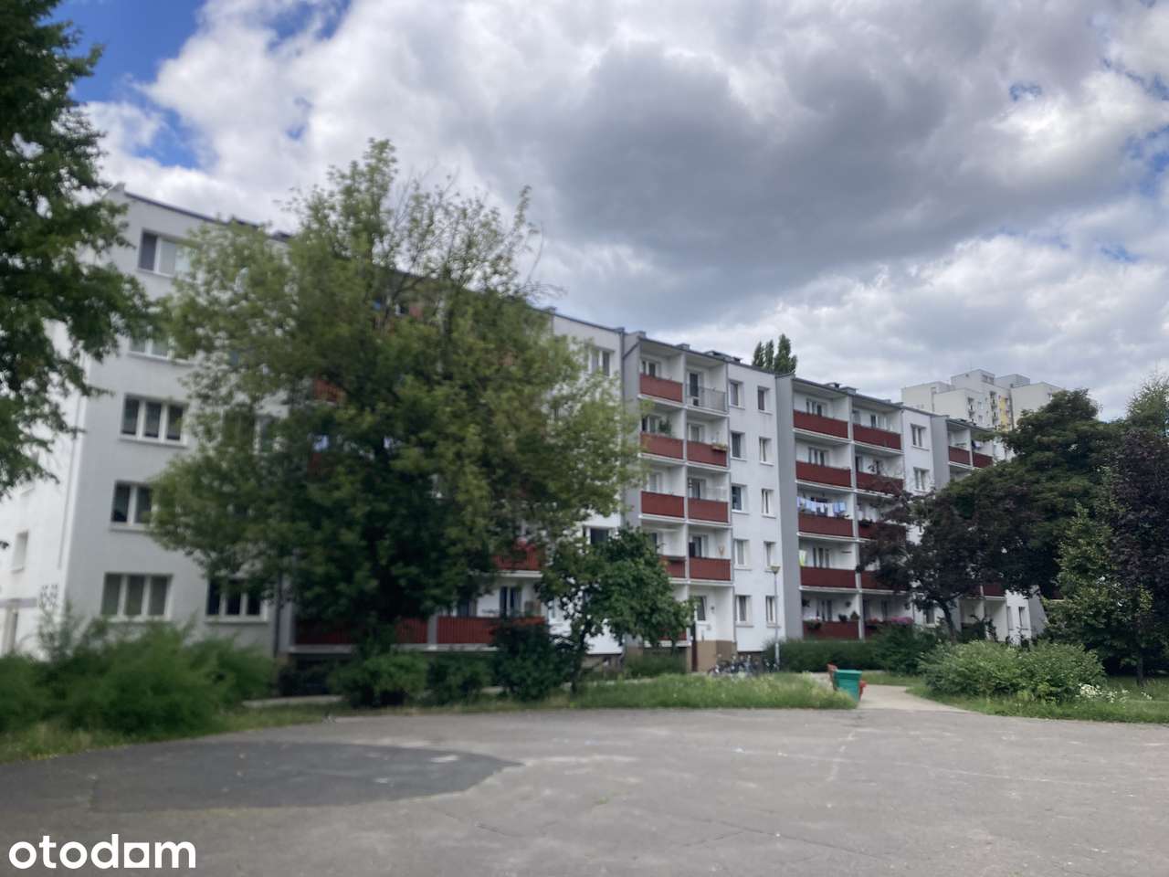 Trzypokojowe mieszkanie z balkonem w Poznaniu