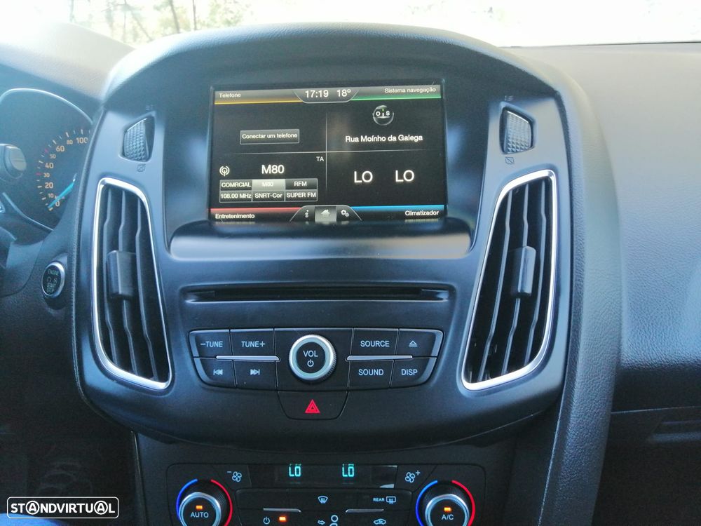 Ford Focus 1.0 SCTi Titanium - 21