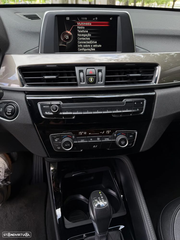 BMW X1 18 d sDrive Auto xLine - 27