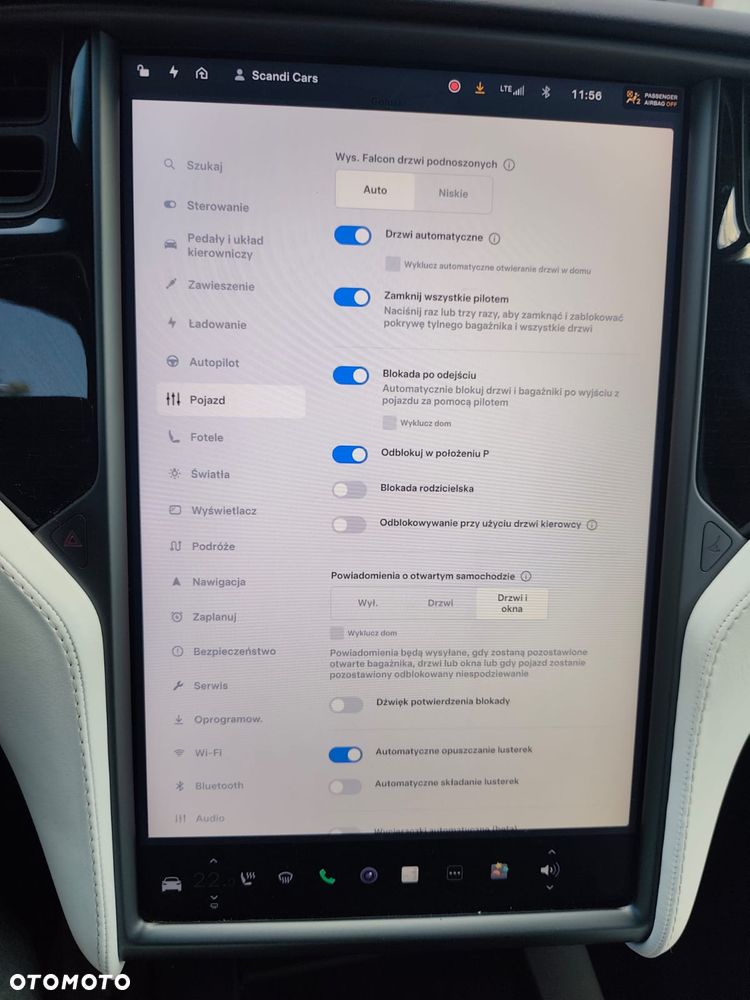 Tesla Model X - 27