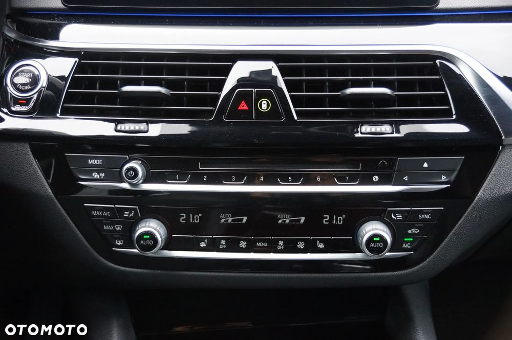 BMW Seria 5 520d xDrive Sport Line - 22