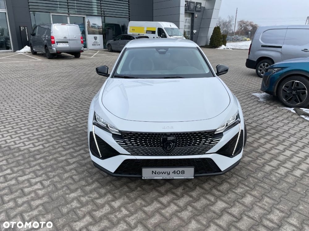 Peugeot 408 - 4