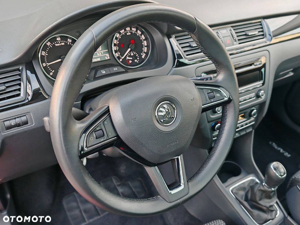 Skoda RAPID 1.2 TSI Style Plus - 26