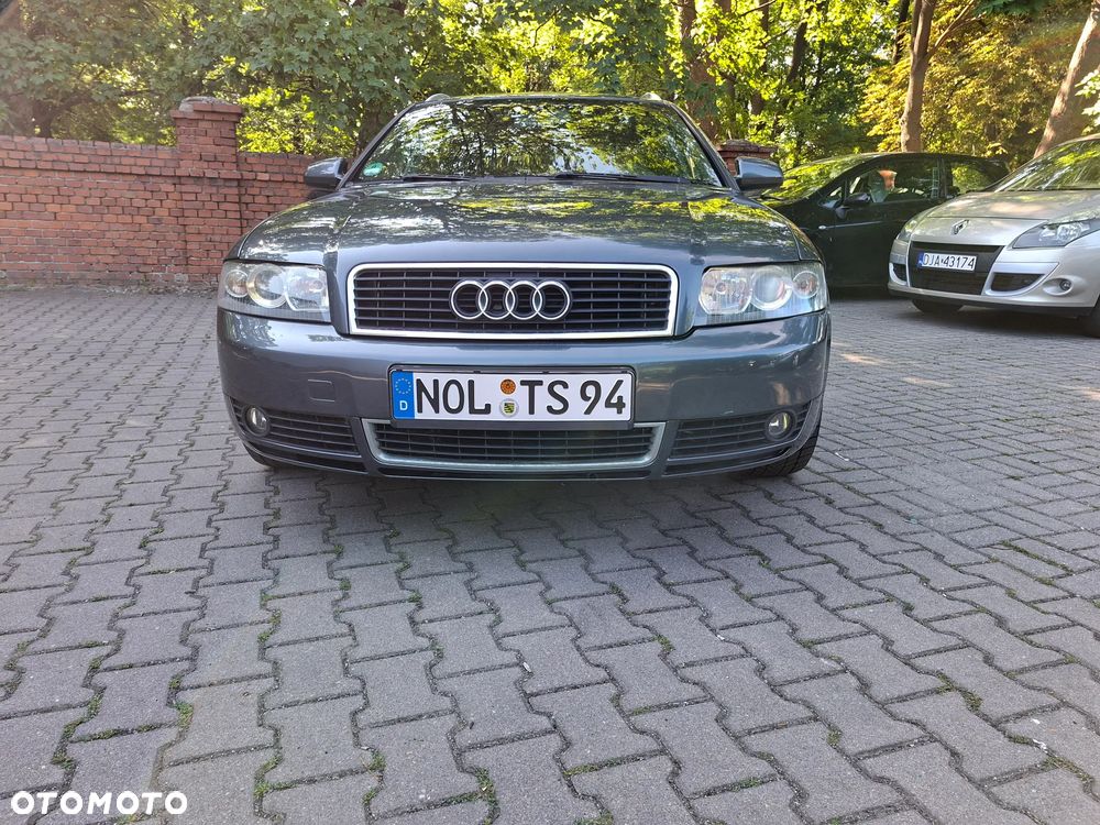 Audi A4 Avant 1.8 T quattro - 2