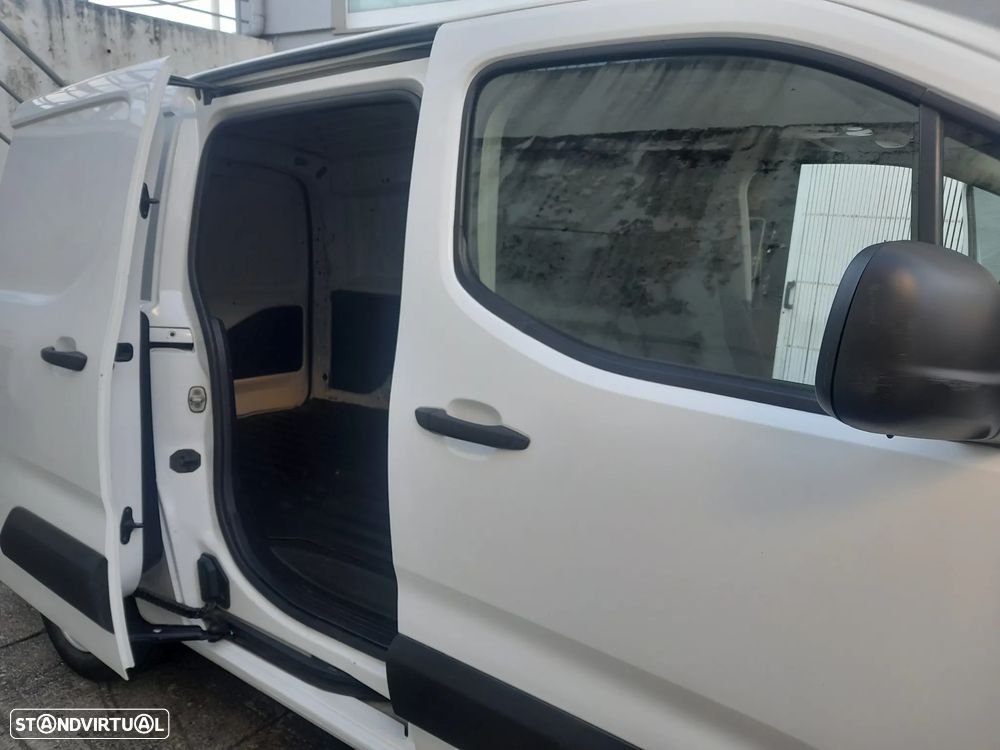 Citroën Berlingo 1.5 Hdi Longa 3lugares Nacional - 14