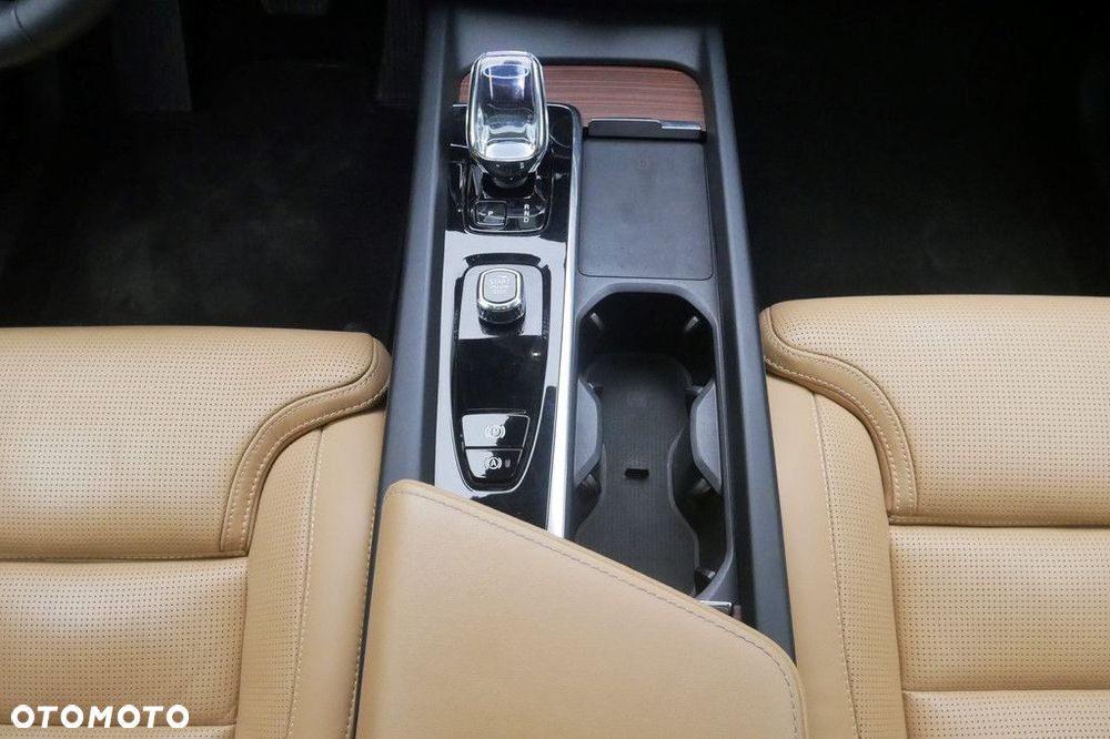 Volvo XC 60 - 11