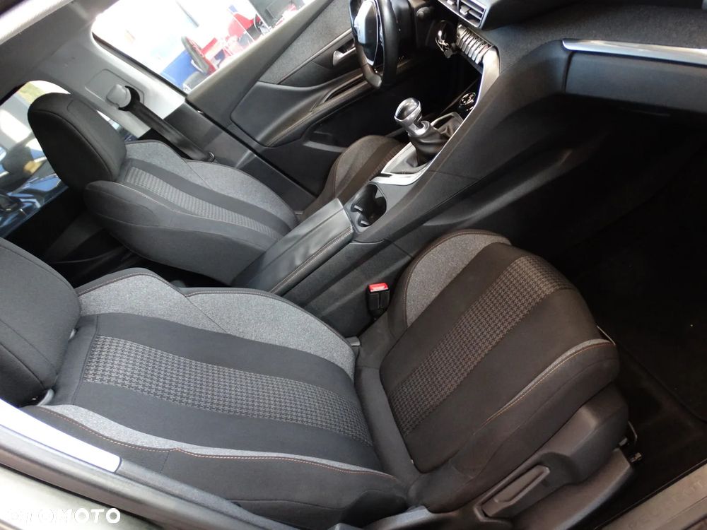 Peugeot 5008 - 34