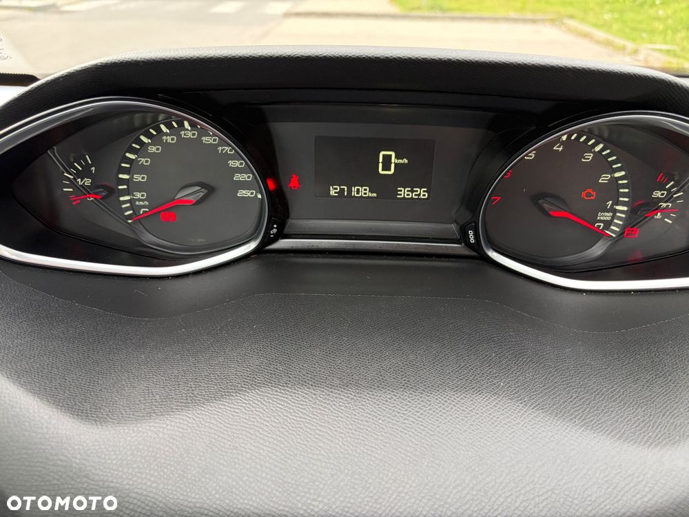 Peugeot 308 1.2 PureTech Active S&S - 11
