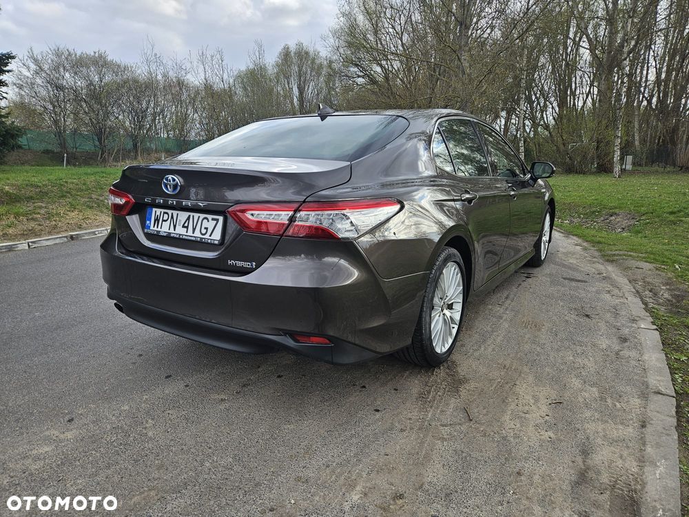 Toyota Camry 2.5 Hybrid Executive CVT - 5